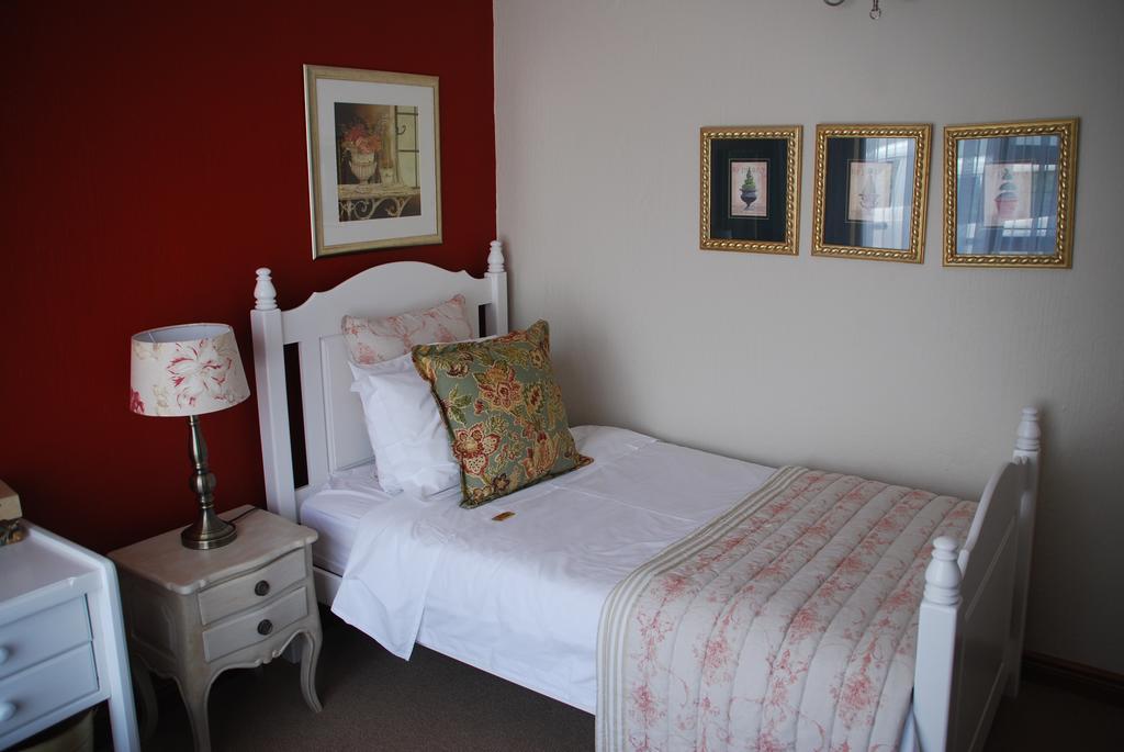 Sunninghill Guest Lodges Johannesburg Szoba fotó